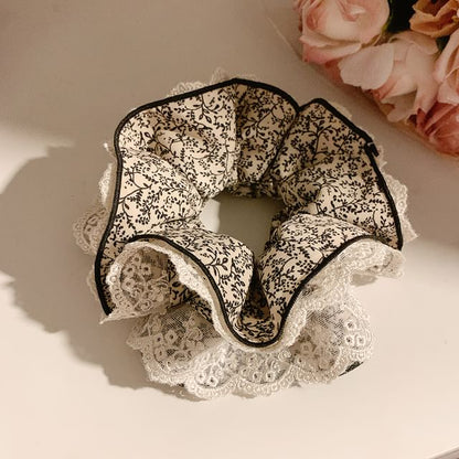 Trim Scrunchie Print Floral Lace