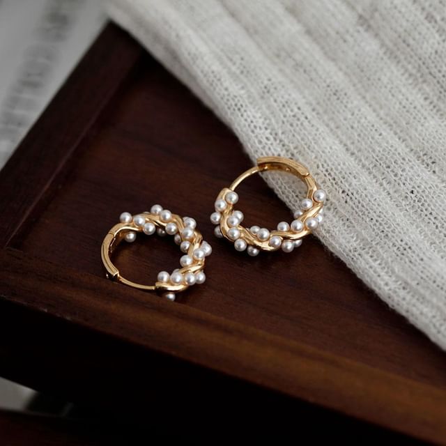 Hoop Earring Faux Pearl