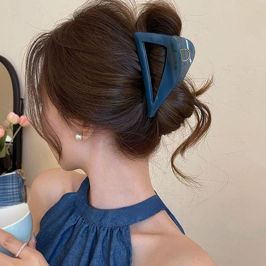 Claw Triangle Acrylic Clip Hair