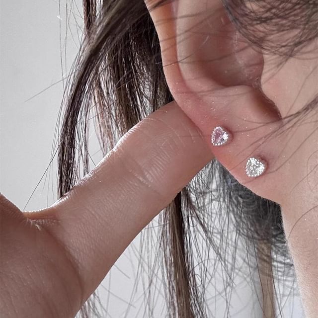 Heart Alloy Rhinestone Stud Earring