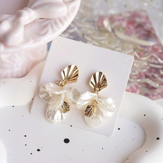 Shell Drop Fringed Earring Clip-On /