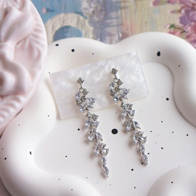 Rhinestone Drop Earring / Leaf Clip-On