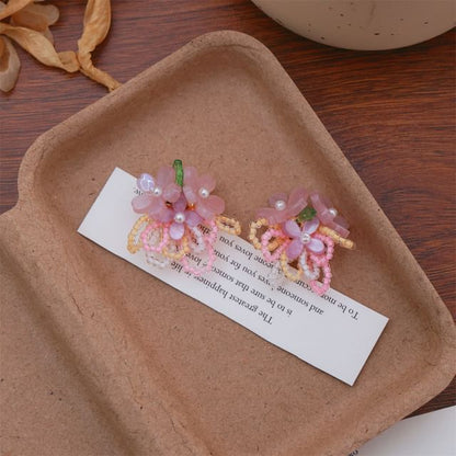 Clip-On Faux / Flower Beaded Stud Pearl Earring Ear