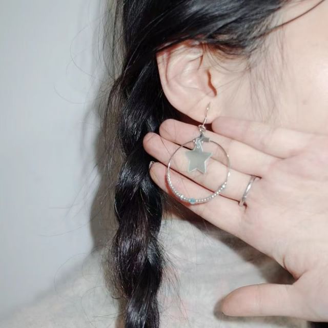 Dangle Earring Star-Shaped