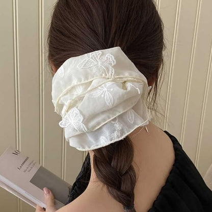 Scrunchie Embroidered Butterfly
