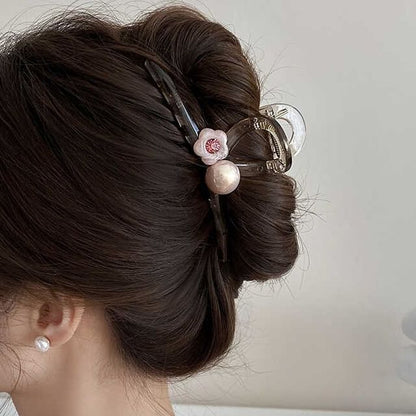 Pearl Acrylic Hair Faux Claw Flower