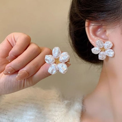 Statement Floral Earring Alloy Pearl Faux