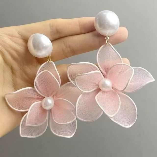 Faux Alloy Mesh Earring Pearl Floral Statement