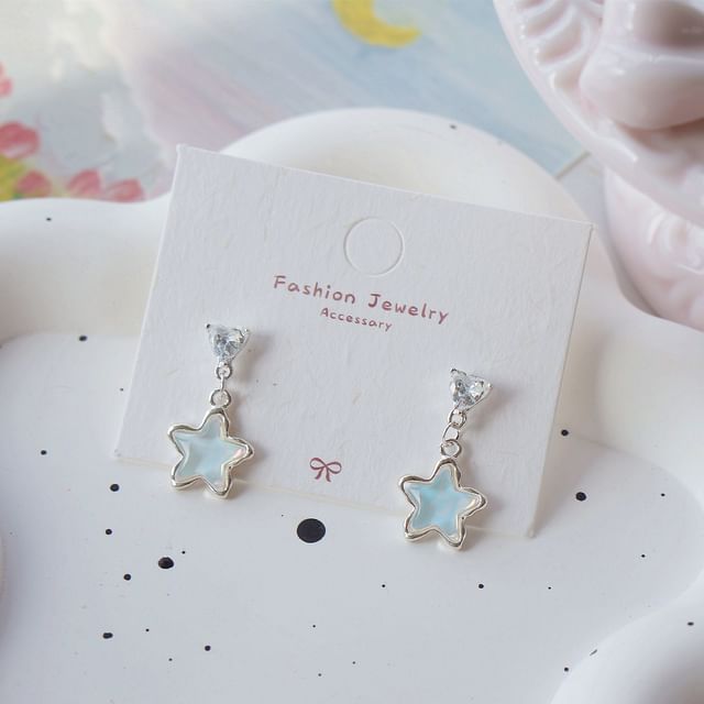 Asymmetrical Earring Stud