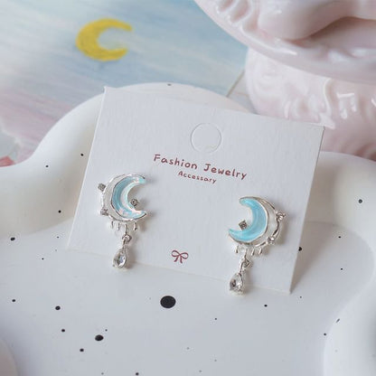 Asymmetrical Earring Stud