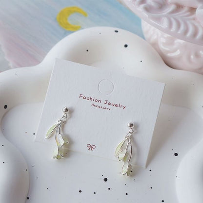 / Dangle Earring On Clip Tulip