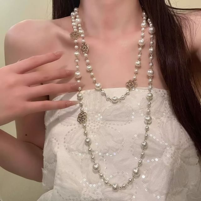 Floral Necklace Beaded