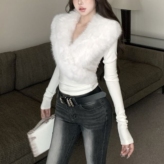 Long-Sleeve Faux Fur Collared Top