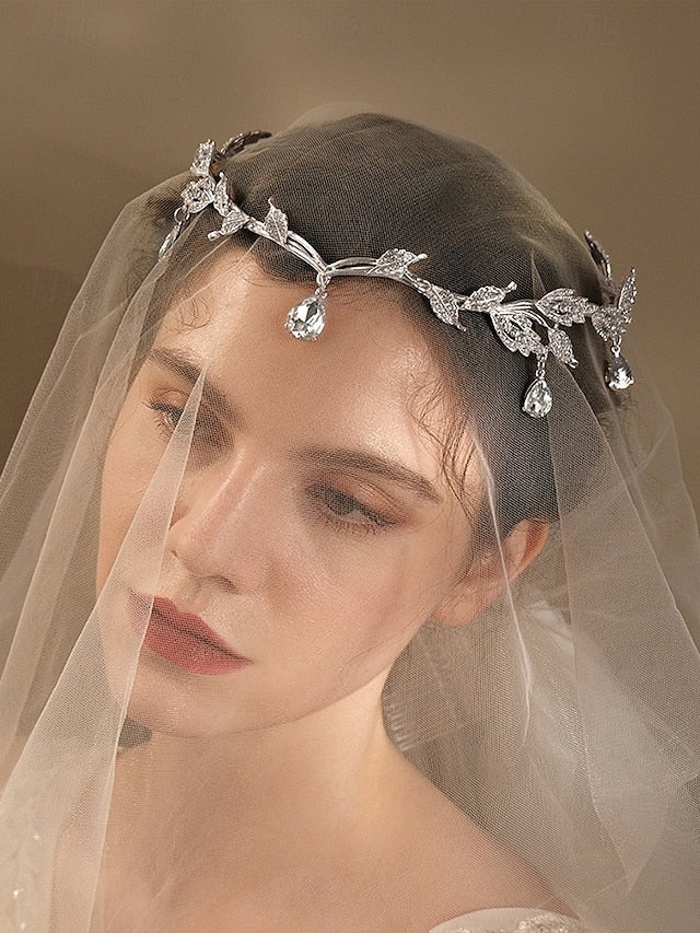 Gold Gemstone with Headpiece Leaf Vintage Blue – Drops