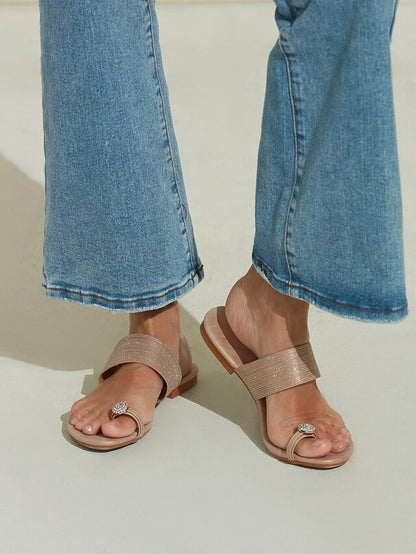 with Women's Sandals Champagne Flat Rhinestone Slip-On Heel