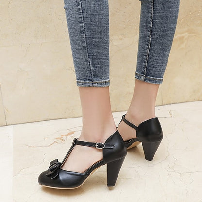 Mint Retro – Bow with 1950s T-Strap Vintage Chunky Green Heels