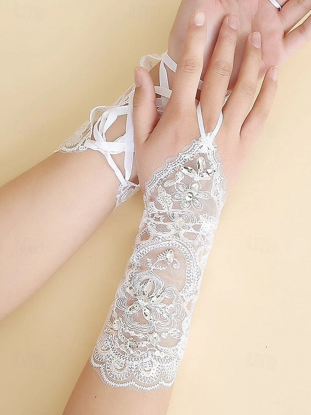 Bridal Lace Pearls with Wedding Gloves Elegant Accessories –
