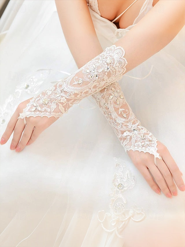 Bridal Lace Pearls with Wedding Gloves Elegant Accessories –