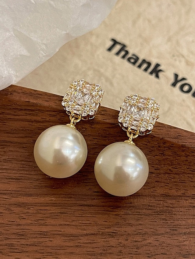 Women's Crystal Rhinestone Pearl Earrings - Gold Statement