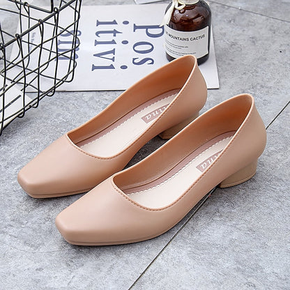 – Black Low Classic Toe Women's Heel Round Slip-On Pumps