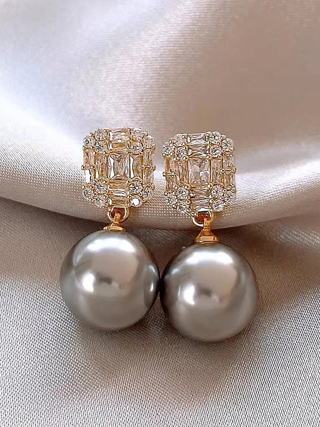Women's Crystal Rhinestone Pearl Earrings - Gold Statement